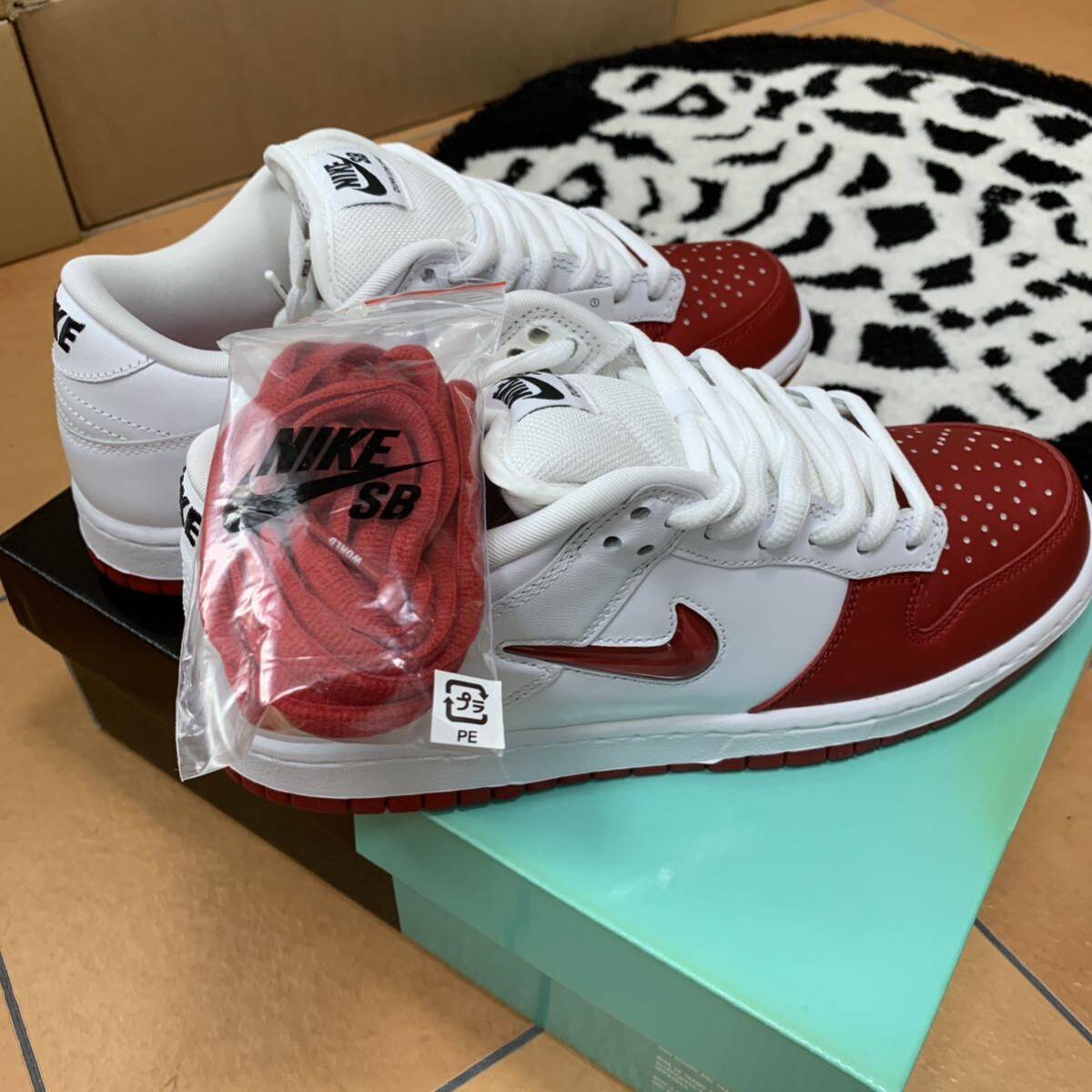 26センチ SNKRS当選 Supreme × Nike Dunk Low Pro Varsity Red White シュプリーム ナイキ ダンク ロー バーシティ レッド ホワイト 新品_画像3