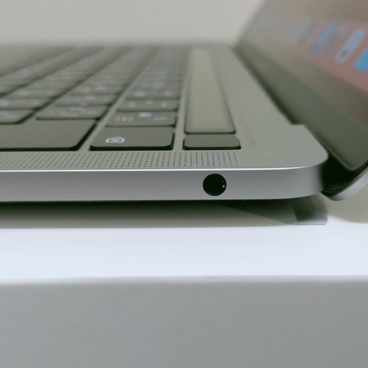 美品 13インチMacBook Pro M2 2022 16GBメモリ 256GB SSD CTO 美品 13インチMacBook Pro M2 2022 16GBメモリ 256GB SSD CTO