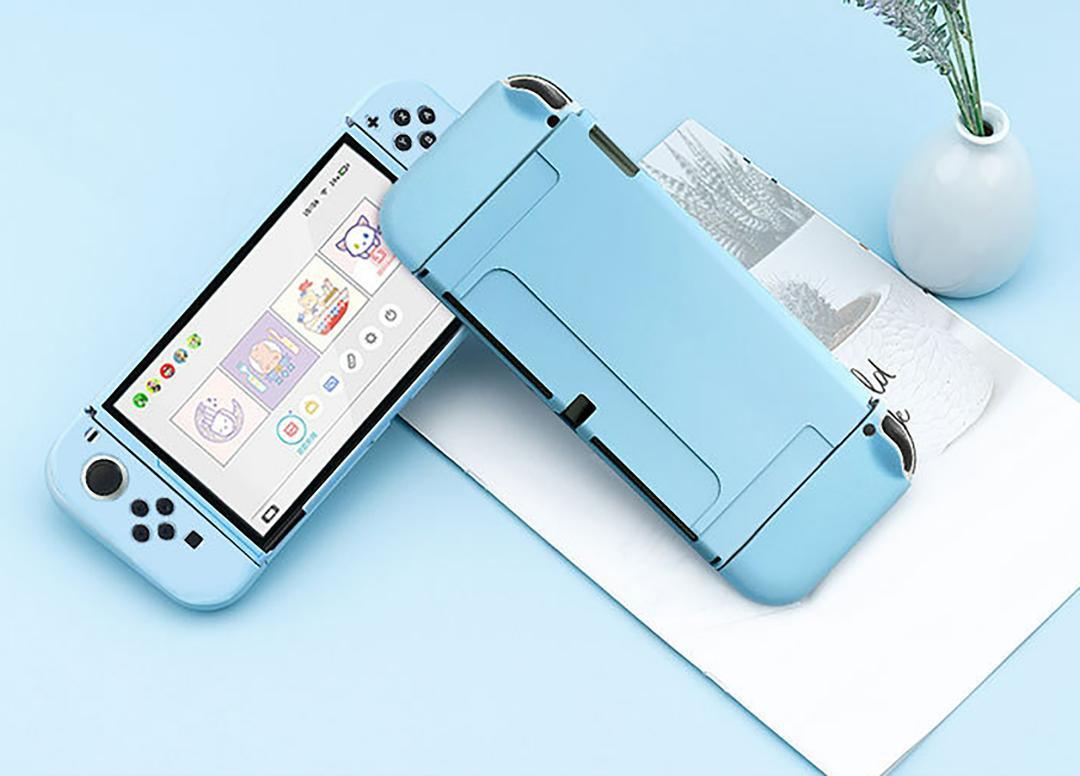 Nintendo Switch（有機ELモデル）OLED　保護ケース 景品2点付 red レッド　TPU素材　柔らかい　手触り良い