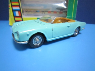 138 絶版・希少 POLITOYS FIAT 124 SPYDER _画像2