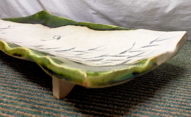 【NK808】玉山窯 玉置保夫 織部焼 部鷺絵 焼物皿 サギ 大皿 幅約48.5cm 角皿 美濃 長方皿の画像6