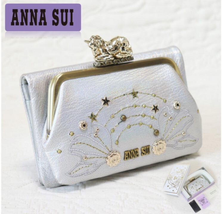 新品訳箱付き【ANNA SUI アナスイ】やぎ革ファンタジア 外口金 がま口二つ折り財布 v4683