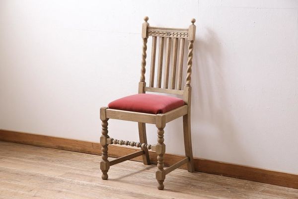 100%正規品 R-045944　アンティーク家具　イギリスアンティーク　ストリップド(剥離)　オーク材　凝った意匠のダイニングチェア(椅子)(R-045944) 西洋