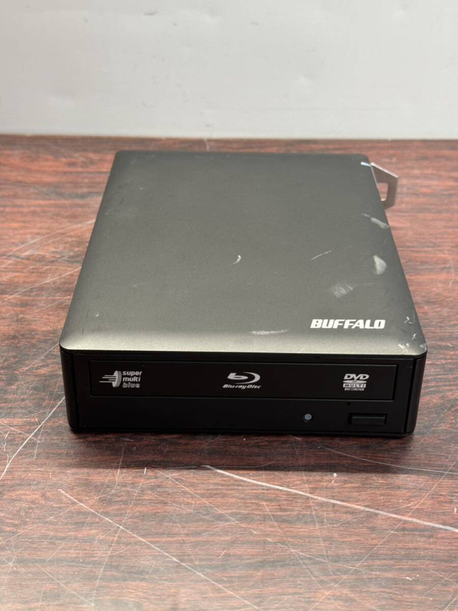 L027 ★中古品 DVD-RW BUFFALO Class 1 Laser Product ★外付けDVDドライブの画像1