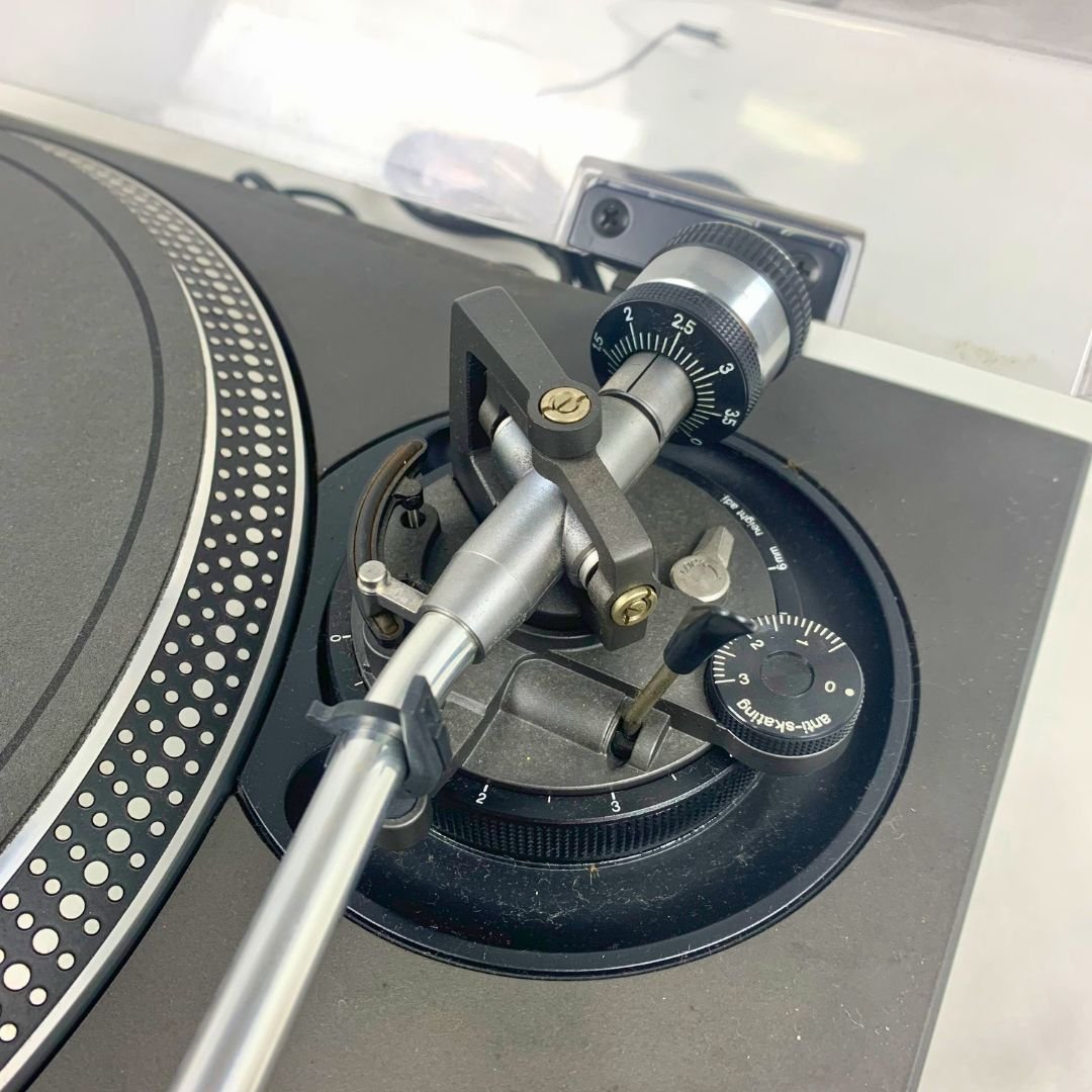 [R1057] 中古現状品 Technics (テクニクス) SL-1200Mk3 レコードプレーヤー_画像7