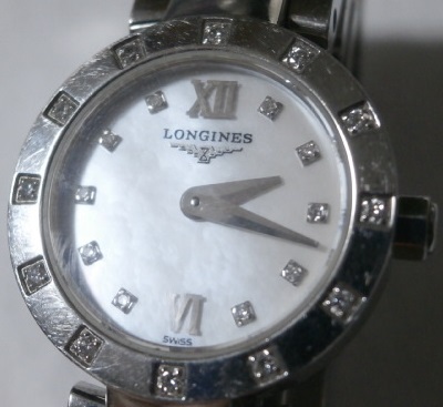 電池新品 稼働品 ロンジン 天然ダイヤ 10ポイント シェル文字盤 レディース クォーツ Longines L5.174.0 Swiss Made 31514545 腕時計_画像9