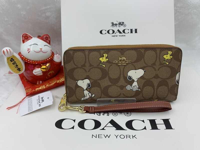 コーチ COACH 長財布 財布 スヌーピー ピーナッツ コラボ プレゼント ブランド 大容量 記念日 誕生日 新品 未使用 ファッション CE705 A147_画像1