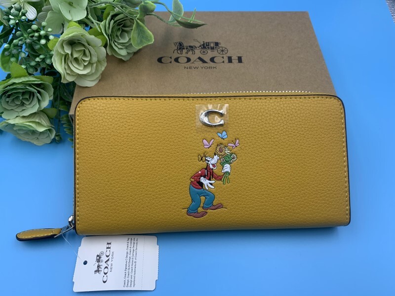 コーチ COACH 長財布 財布 ディズニーコラボ イエロー プレゼント