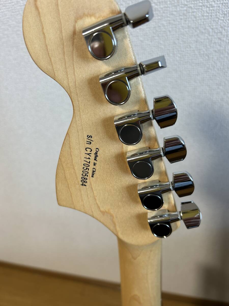 超美品 Squier by Fender / スクワイヤ バイ フェンダー ストラト SQ AFN FAT STRAT MBK SPRKL HTW  ブラック ギターの画像5