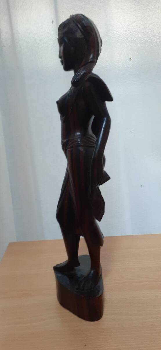 木彫り女性像_画像6