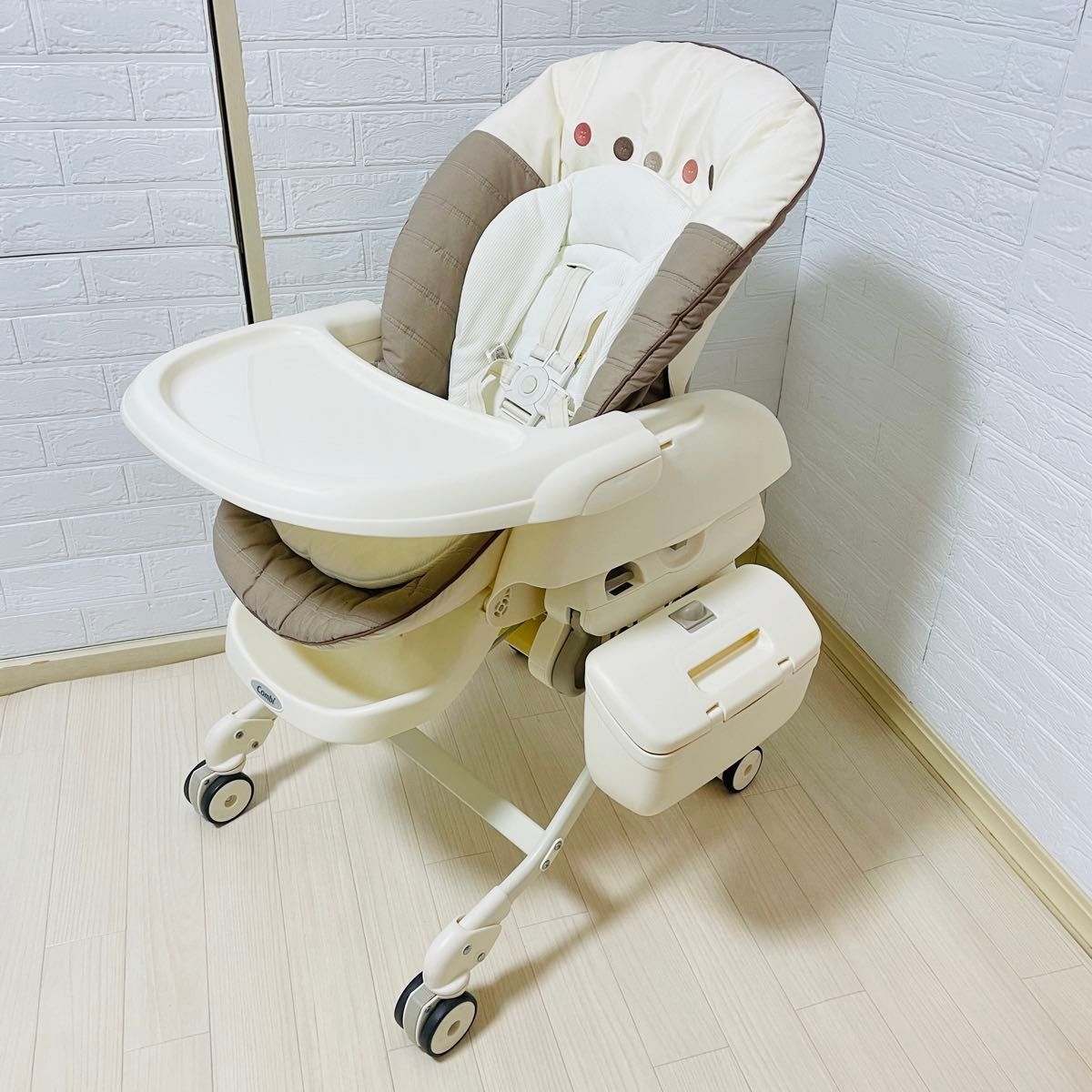 バウンサー 電動 コンビ ネムリラ Combi ネムリラ 電動バウンサー ︎美品(メーカー 電動