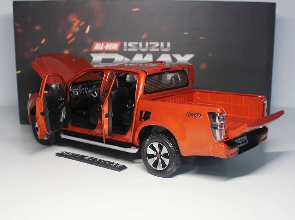 ▲超希少！Orange！特注品！1/18 五十鈴 ISUZU イスズ D-MAX Pickup 2021 新品_画像8