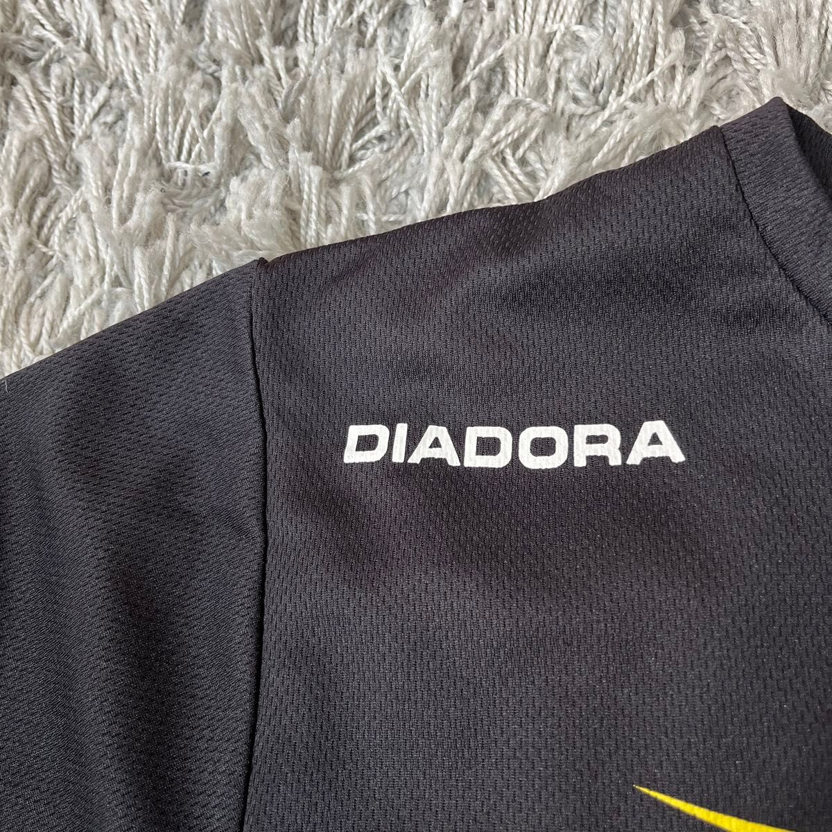 半袖　Tシャツ DIADORA