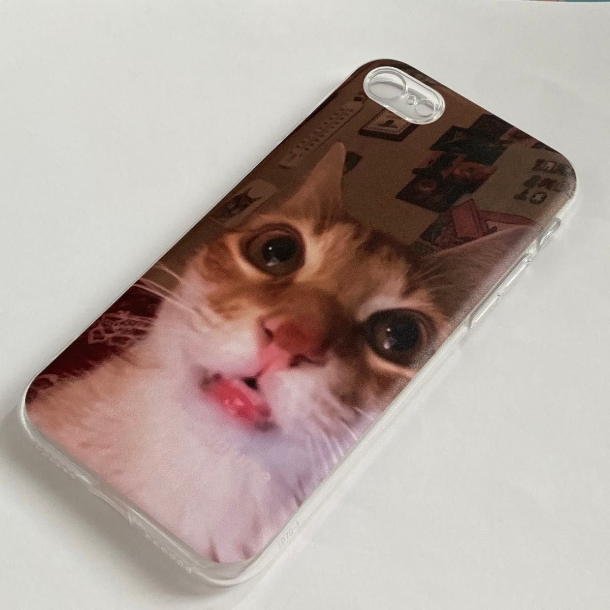 新品　猫ミームみたいなiPhoneケース　iPhone SE2.3 iPhone7/8 猫　動物　実写