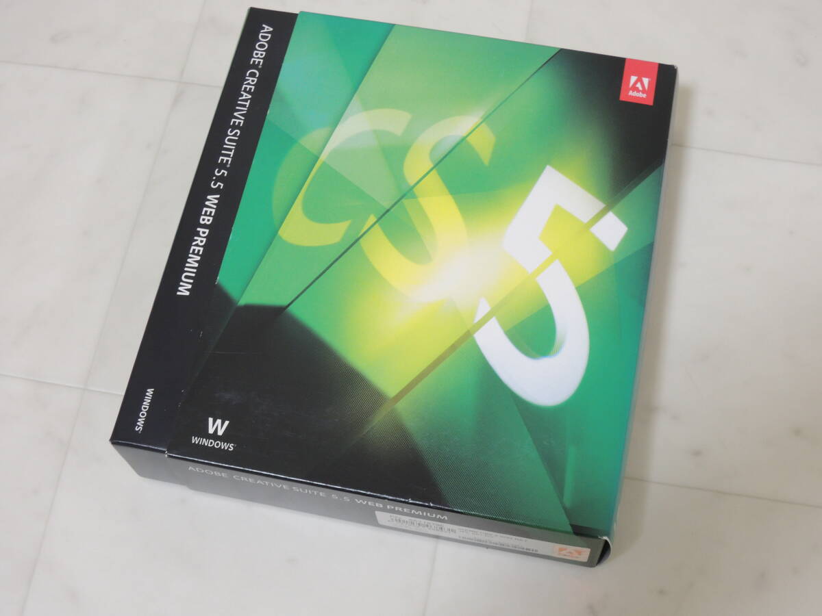 A-05298●Adobe Creative Suite 5.5 Web Premium Windows 日本語版　外箱付(CS5.5 Photoshop Extended Illustrator Dreamweaver Acrobat)_画像1