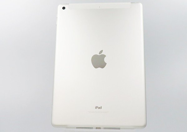 ◇ジャンク【au/Apple】iPad 第5世代 Wi-Fi+Cellular 32GB SIMロック解除済 NP1L2J/A タブレット シルバー_画像1