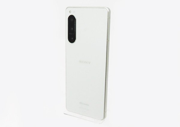 ◇【docomo/Sony】Xperia 5 IV 128GB SIMフリー SO-54C スマートフォン エクリュホワイト_画像1