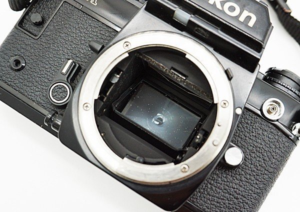 ◇【Nikon ニコン】FA フィルムカメラボディ + 50mm F1.8 レンズ_画像4