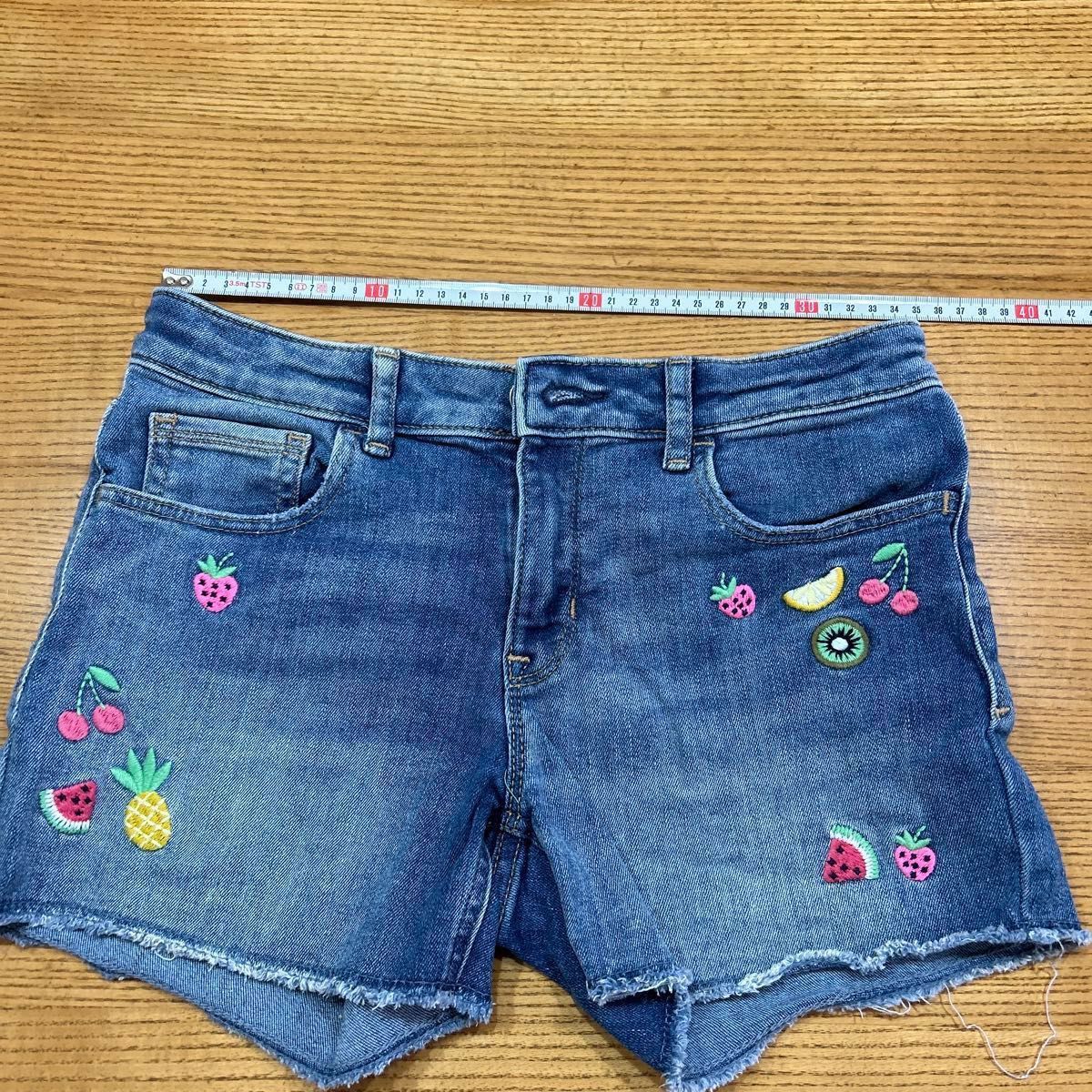 【GAP】(USED)カラフルフルーツ刺繍 デニムショートパンツ 女の子 アジャスター付き155cm