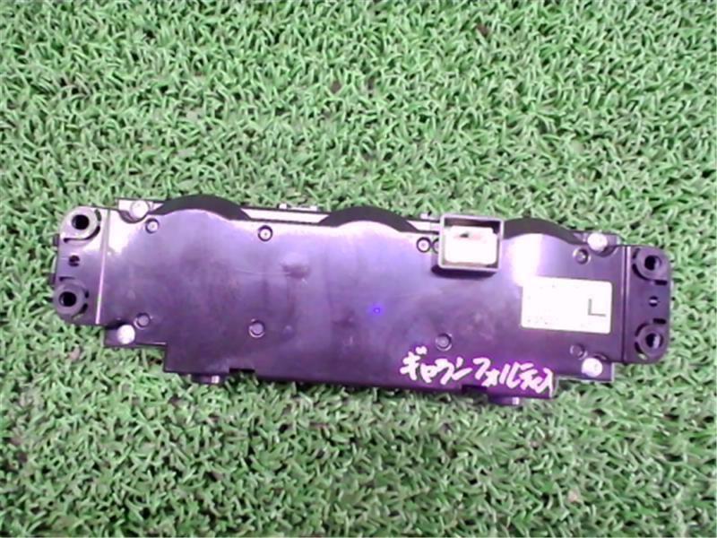  Mitsubishi оригинальный Galant Fortis { CY6A } выключатель кондиционера panel P21200-24000935