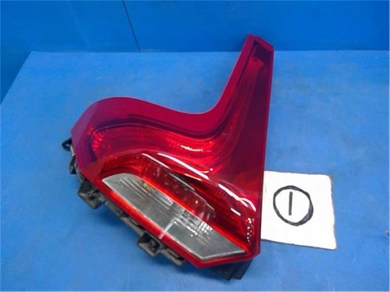  Volvo original Volvo 40 { MB5204T } left tail lamp P61200-24001421