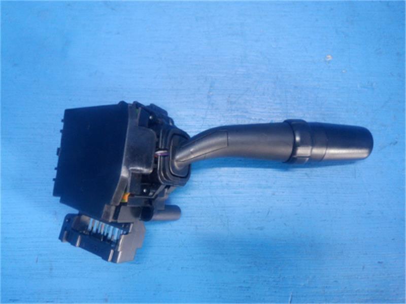  Toyota original Hiace { KDH211K } wiper switch P80200-24002649