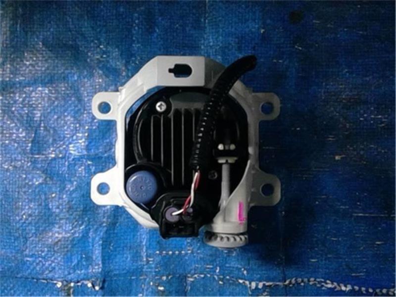  Daihatsu original wake { LA700S } left foglamp light P70500-24000398