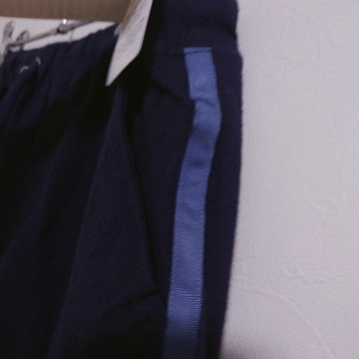 ガウチョパンツ シロヤイチガン　ワイド パンツ ウエストゴム ネイビー紺色系　ガウチョパンツ　日本製　新品　L-LLサイズ