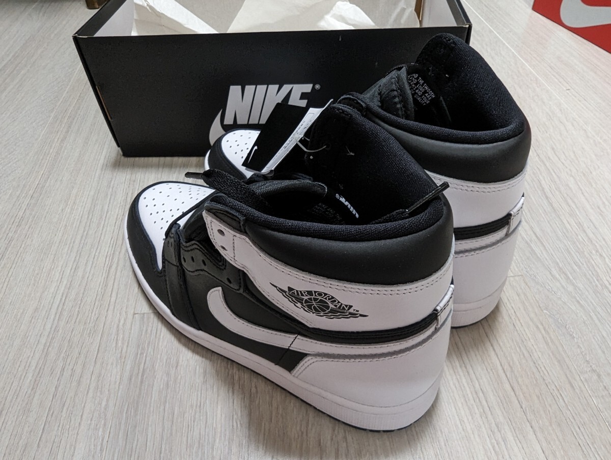 新品　Nike Air Jordan 1 Retro High OG Black/Whiteナイキ エアジョーダン1 レトロ ハイ OG ブラック/ホワイト26.5センチ_画像2