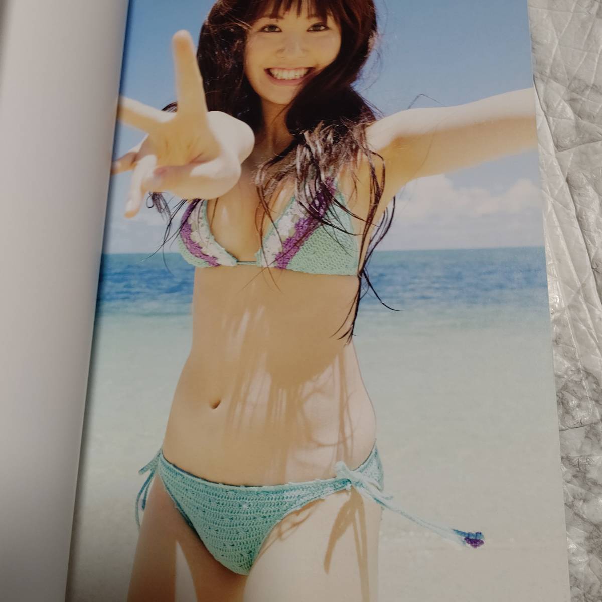 帯付き 小嶋陽菜写真集　こじはる AKB48 グラビア アイドル 水着 ビキニ_画像7