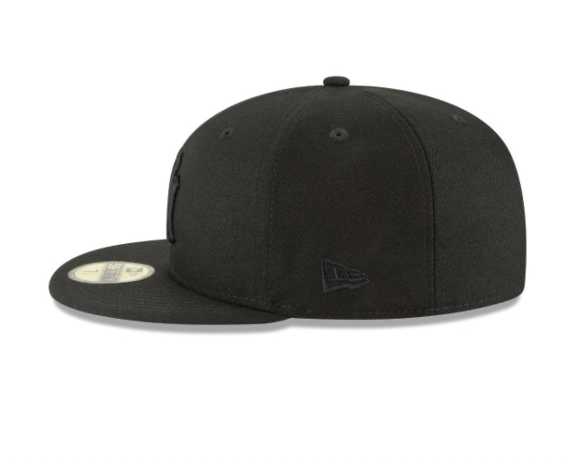 ☆正規品新品☆NEWERA 59FIFTY ニューエラ キャップ 帽子 野球帽 5950シリーズ ヤンキース ブラック×ブラック 62.5cm ユニセックス_画像4