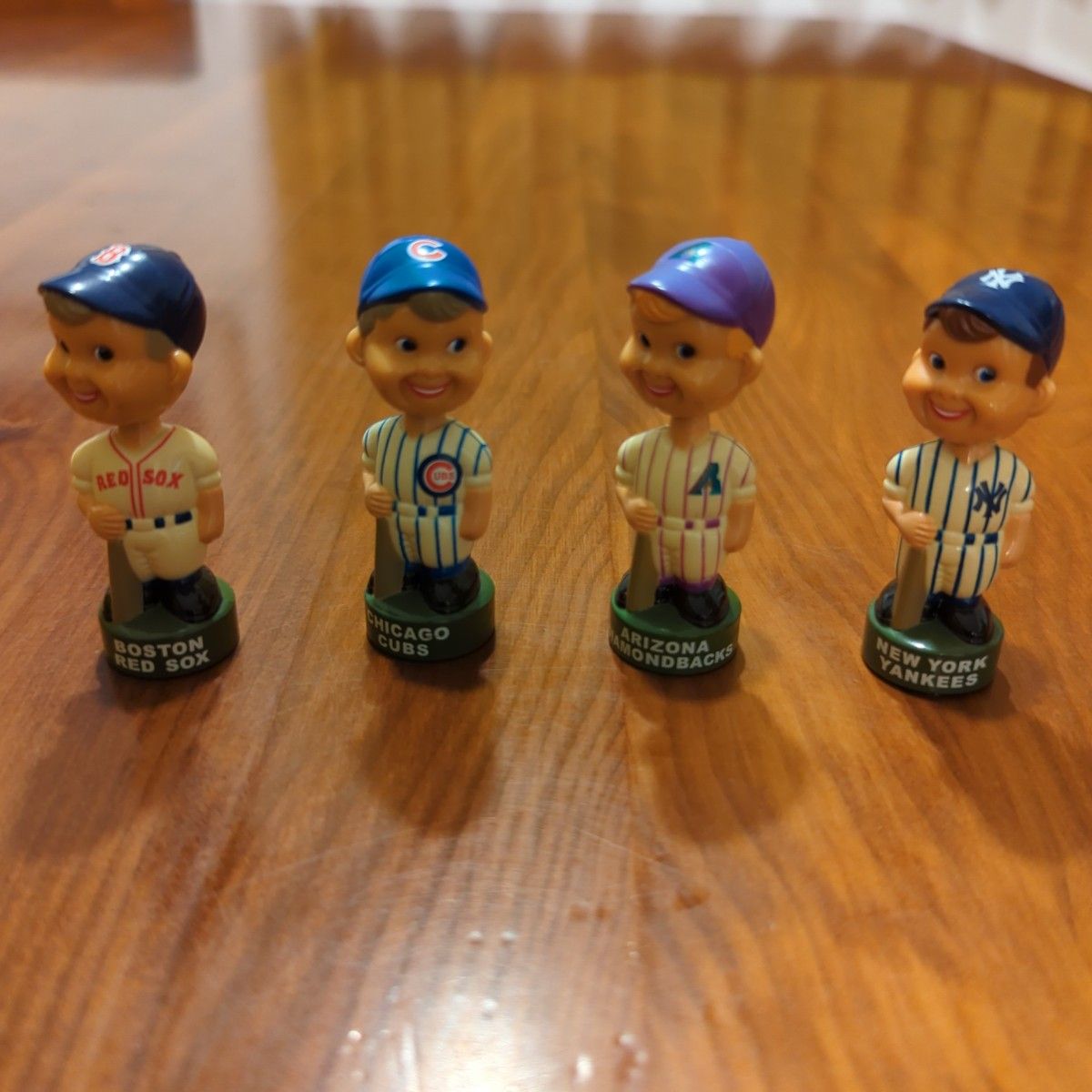 MLBメジャーリーグチーム　首振り人形12体　カネボウ景品