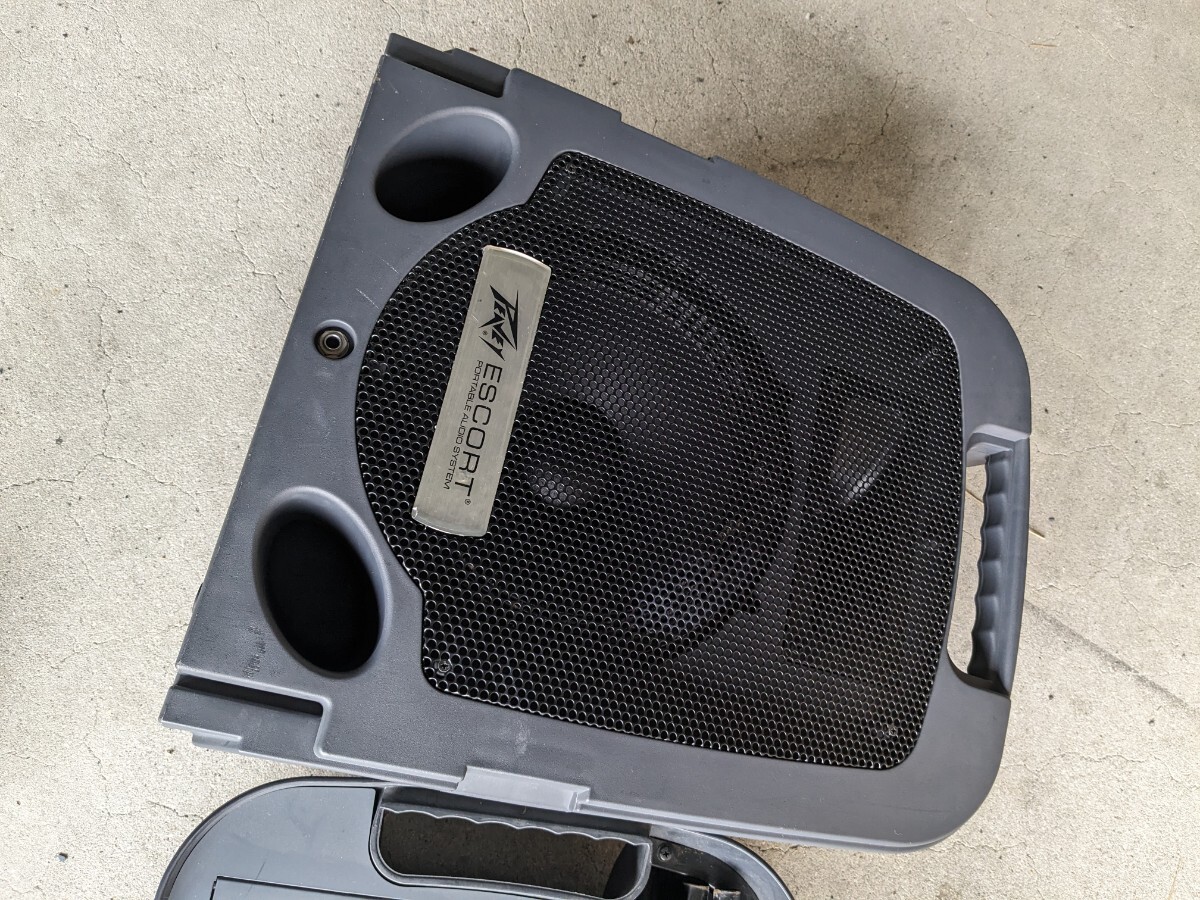 PEAVEY ESCORT3000 portable PA system 