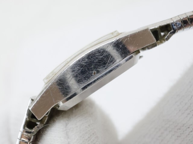 2403-601 オメガ デビル 手巻き式 腕時計 K14WG レディース 銀色_画像3