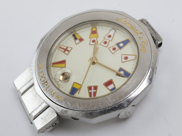 2403-619 コルム クオーツ腕時計 アドミラルズカップ 本体のみ 日付の画像4