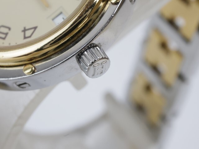2403-538B エルメス クオーツ 腕時計 HERMES クリッパー 日付 クリーム文字盤 金色ベゼル 純正 コンビカラーブレスの画像2