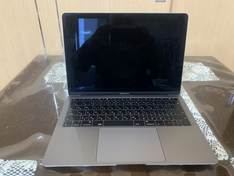 ② ジャンク Apple MacBook Air Retina A1932 2018 モデル 13.3インチ_画像1