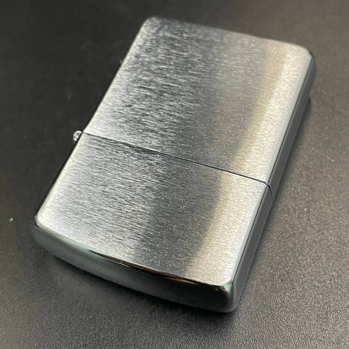 【人気】ZIPPO ジッポ 2005年製 USA製 シルバー アーマータイプ born in 1965 火花OK 着火跡なし オイル ライター/2368608/CDK64-5_画像3