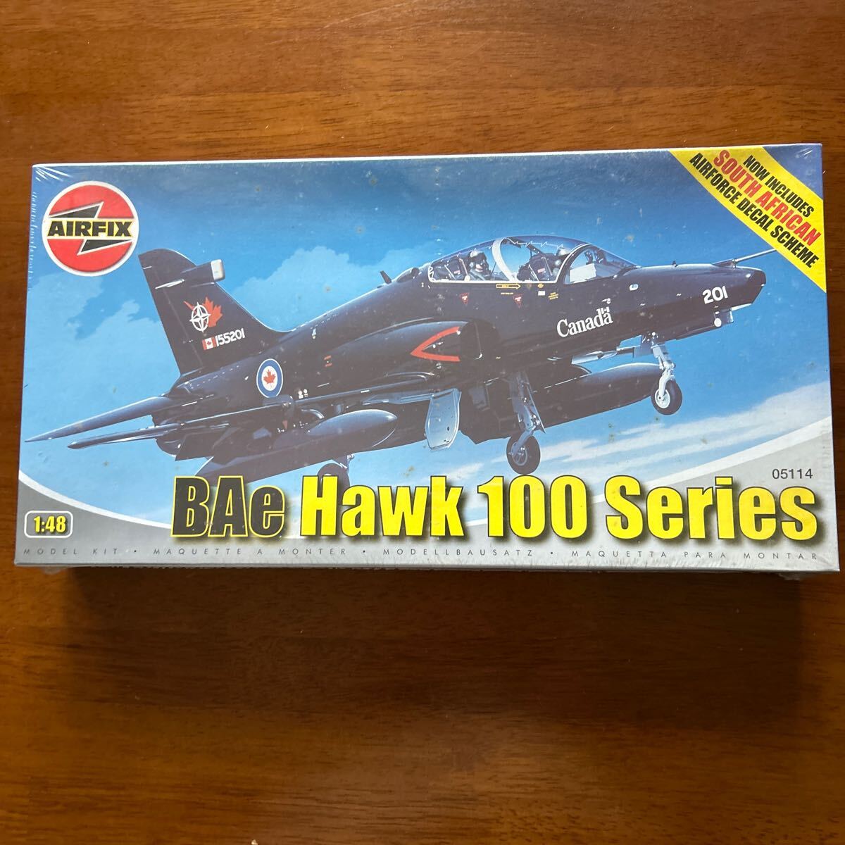 エアフィックス Airfix 1/48 BAe Hawk 100(シュリンク封印)数カ国のデカール_画像1