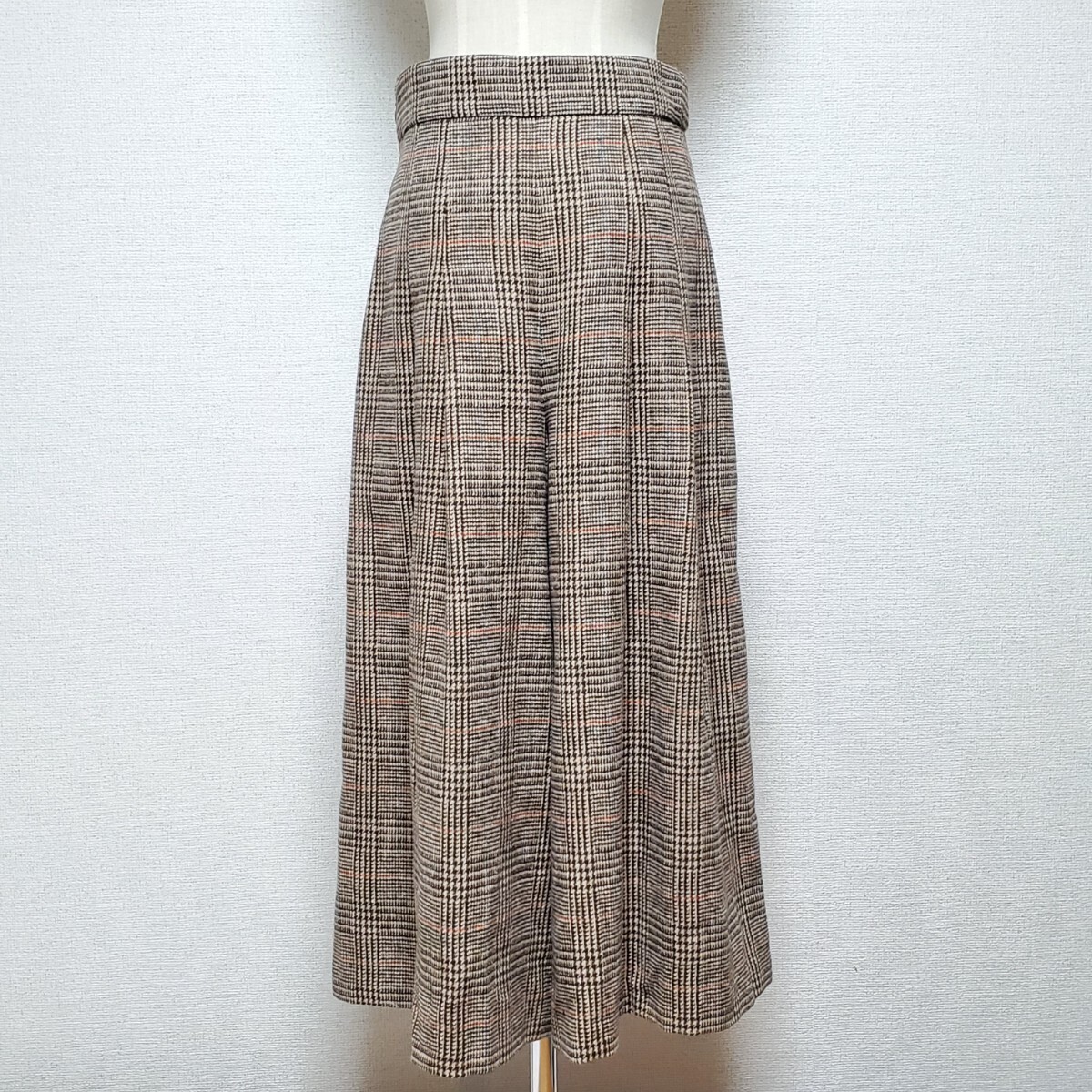 DoCLASSEduklase tweed Like *s couch . brown group size 11 tag attaching unused goods gaucho pants culotte 