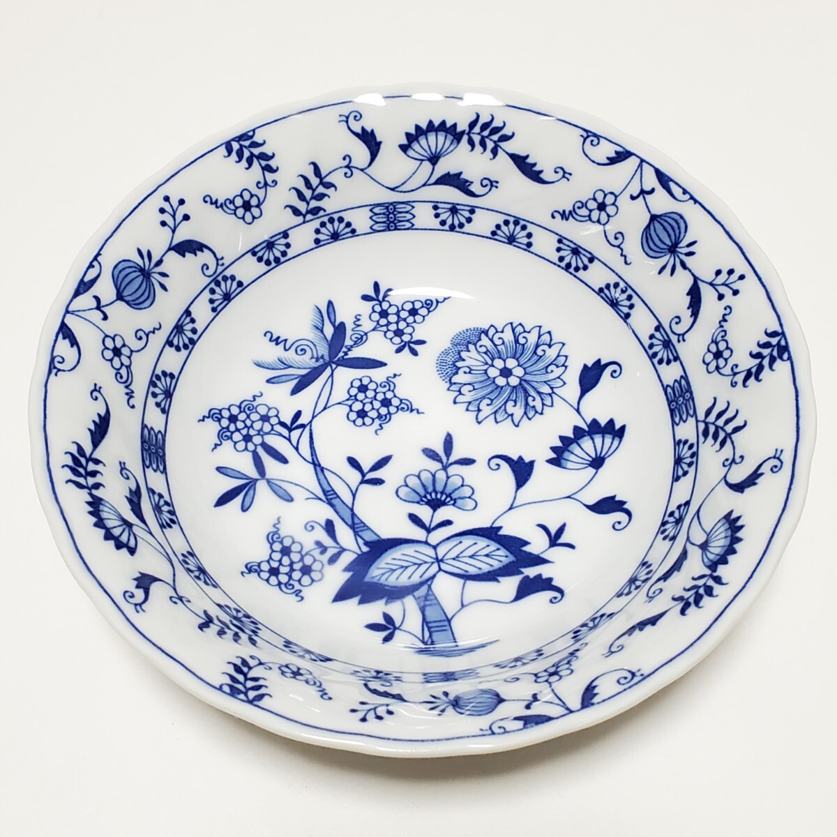 Blue Meissen by sanyo ブルーマイセン 三洋陶器 17cm 深皿 プレート 2枚セットの画像4