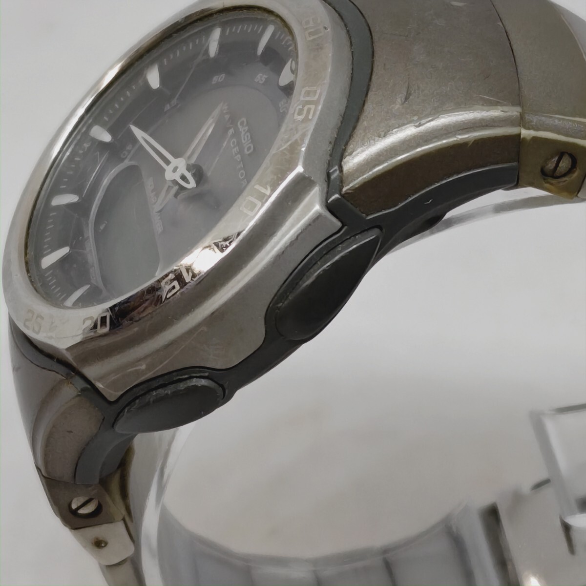 【ジャンク品】CASIO カシオ WAVE CEPTOR ウェーブセプター WVA-300 2368 電波ソーラー メンズ 腕時計　み_画像2