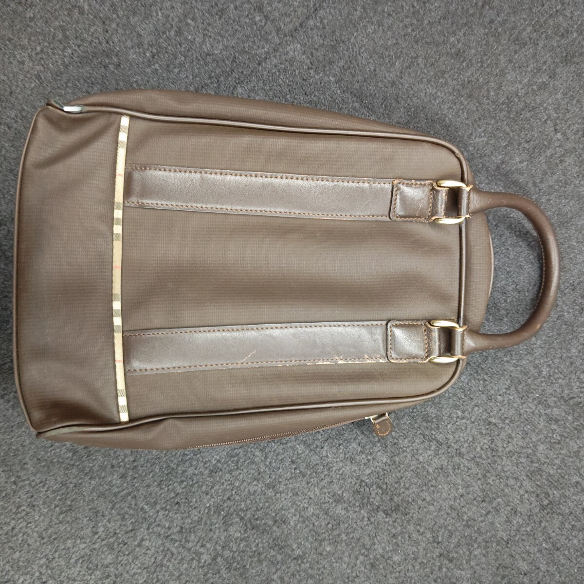 中古 BURBERRY GOLF ゴルフ ナイロン レザー 茶色系 シューズ入れ バーバリー ゴルフ USED品　ま_画像2