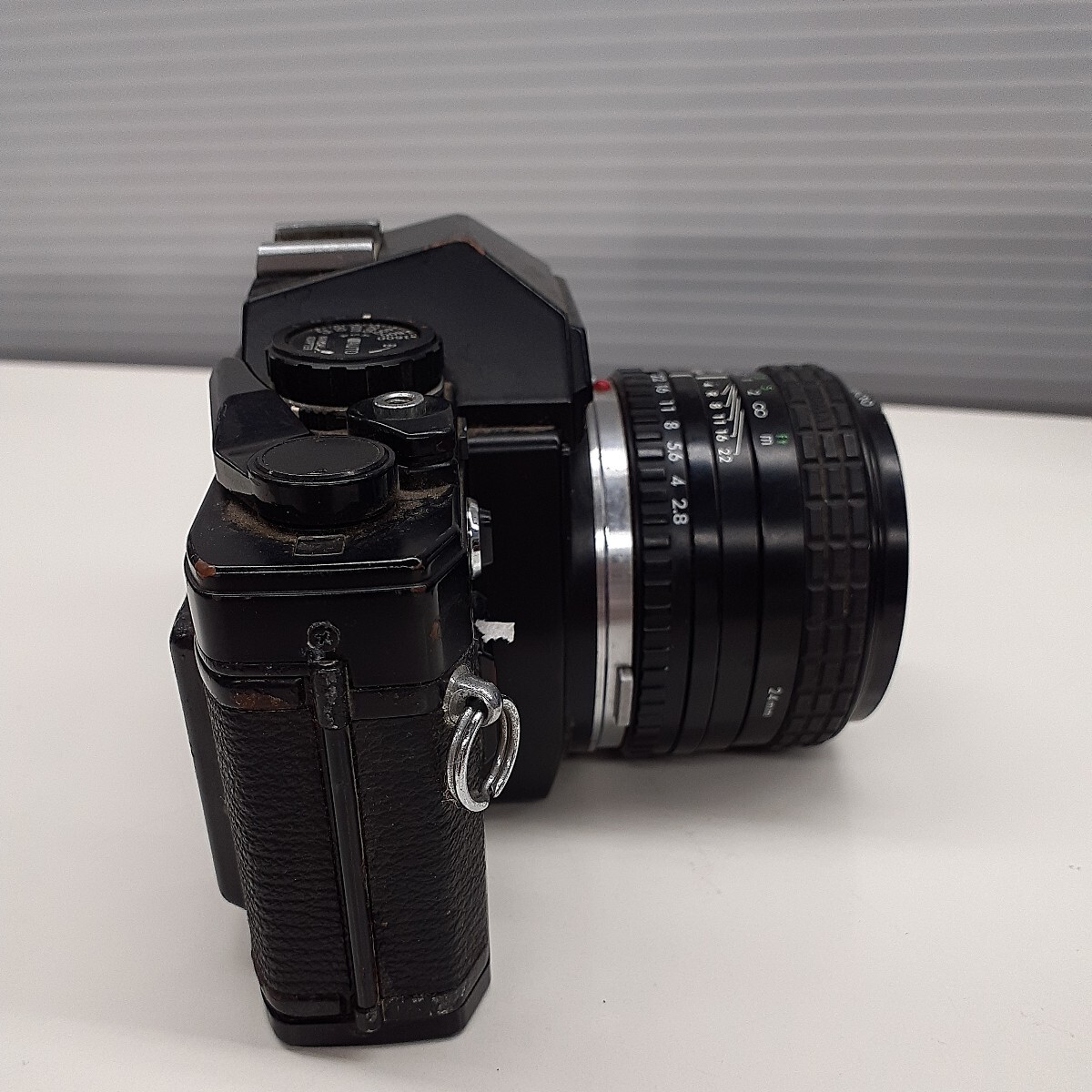 OLYMPUS OM10 オリンパス 一眼レフカメラ レンズ SIGMA SUPER-WIDE Ⅱ 1.2.8 f=24mm MULTI-COATED Φ52 み_画像4