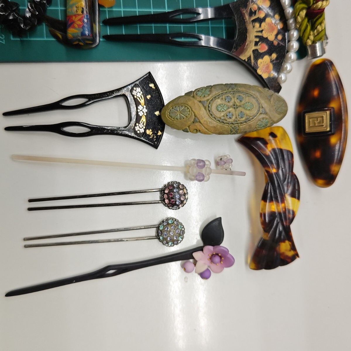 . etc. together /book@ yellow .... carving tortoise shell tortoise shell sphere ornamental hairpin flower . chopsticks type ginkgo biloba type . type . etc. hair ornament kimono small articles kimono Japanese clothes necklace .