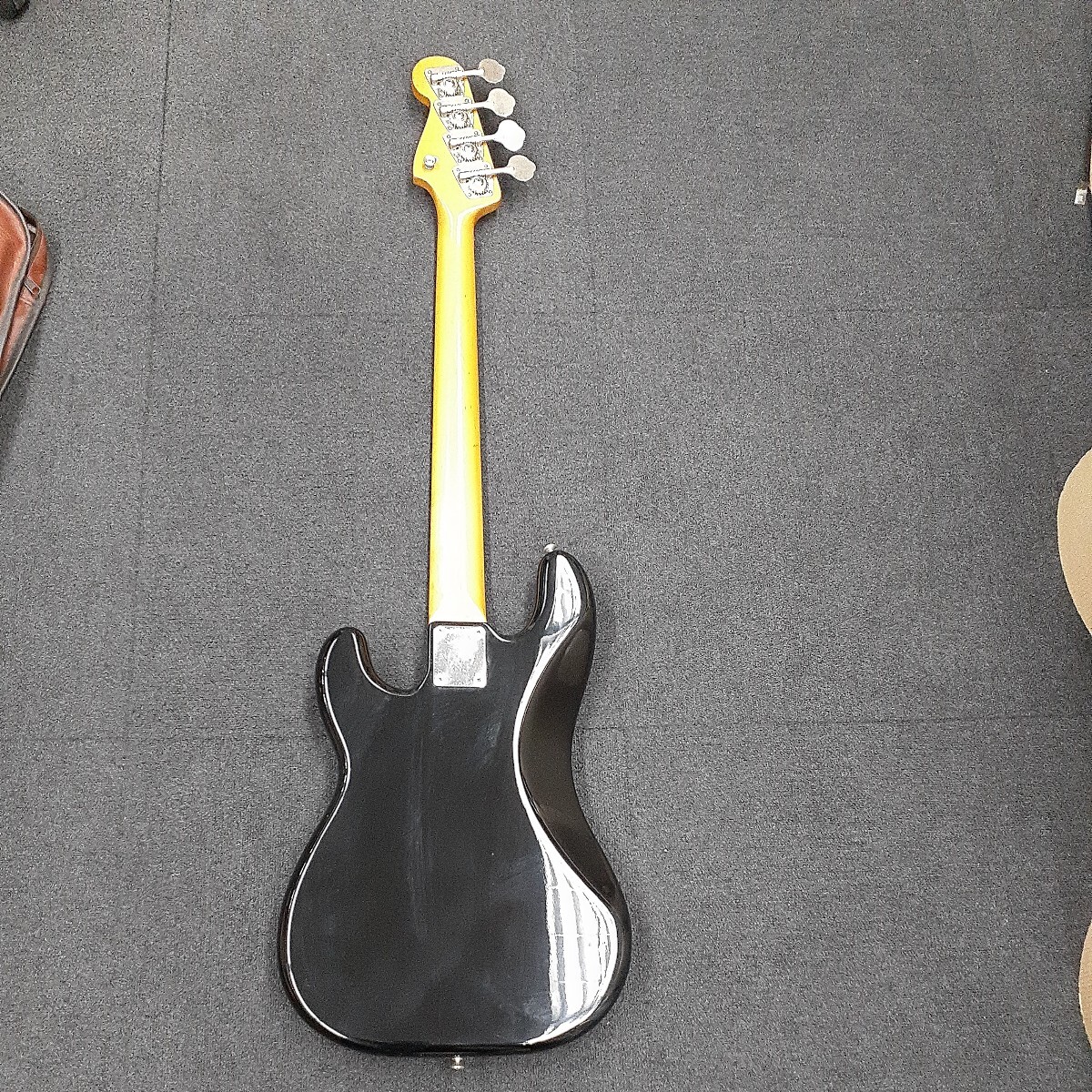 Fender fender PRECISION BASS electric bass soft case attaching .