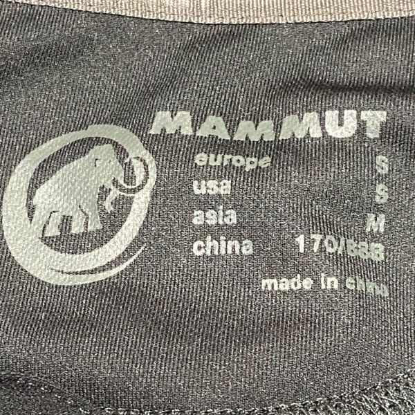 マムート MAMMUT 半袖ポロシャツ サイズM - 黒×レッド メンズ トップス_画像3