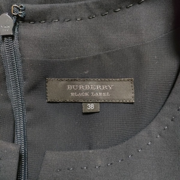 バーバリーブラックレーベル Burberry Black Label サイズ38 M - 黒 レディース その他 襟/半袖/ロング/ステッチ ワンピース_画像3