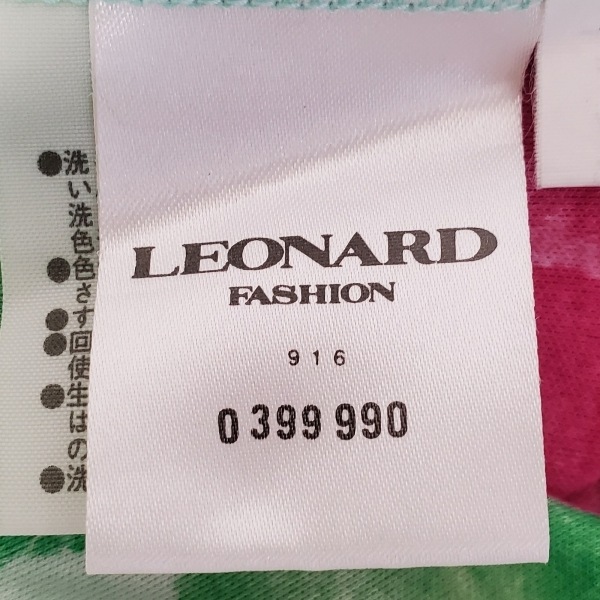 レオナール LEONARD 半袖カットソー サイズLL - ライトブルー×ネイビー×マルチ レディース クルーネック 美品 トップスの画像5