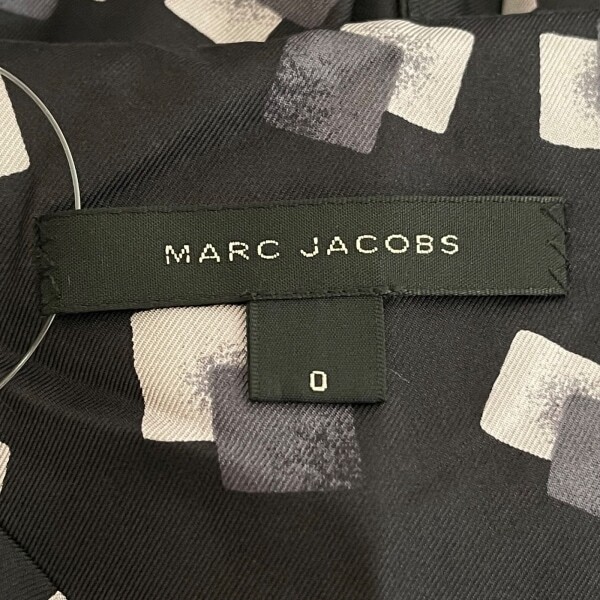 マークジェイコブス MARC JACOBS サイズ0 XS - 黒×ダークグレー×白 レディース Vネック/半袖/ひざ丈/リボン ワンピース_画像3